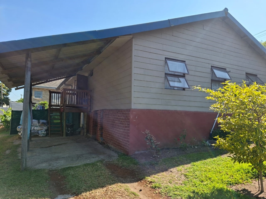 6 Bedroom Property for Sale in Hartenbos Central Western Cape